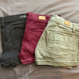 Set of 3 Tilly’s RSQ Malibu Women’s Frayed Hem Shorts - Olive, Burgundy, Black